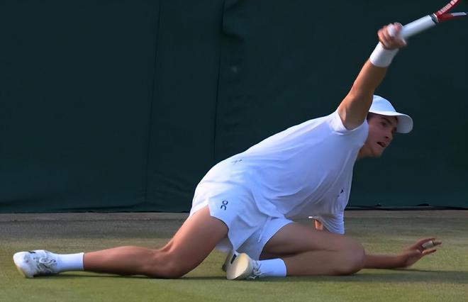 次展示了他 次展示了他